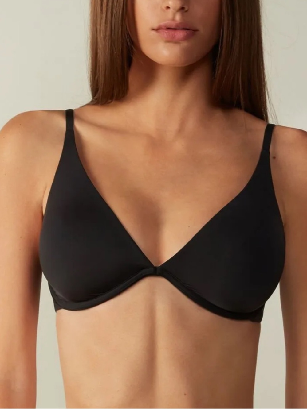 Intimissimi Giulia Ultralight Microfiber Balconette Bra Black | second-skin